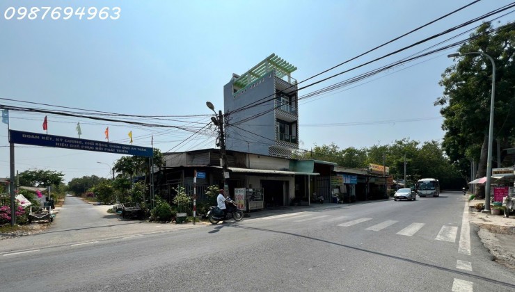 CỦ CHI, FULL THỔ HÀNG HIẾM - MẶT TIỀN ĐƯỜNG GẦN KHU DÂN CƯ GẦN SIÊU THỊ BHX - GIÁ THÂN THIỆN